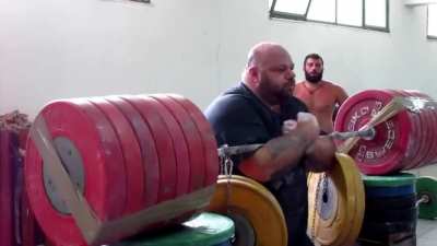 To be fair, it's 430 kg