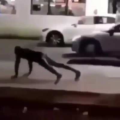 c]:{D