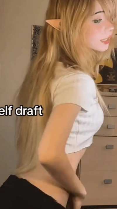 Midriff Goddess...