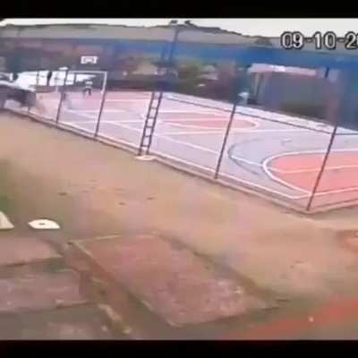 OLHA O GOL !!!!!!!!!!!!