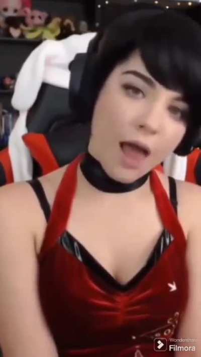 😳