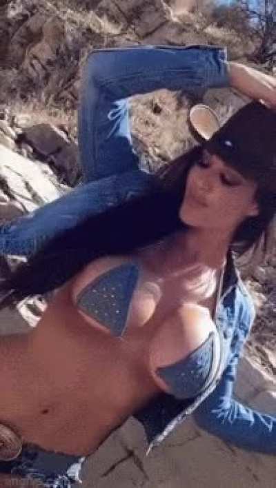Gia_M<wbr>arie_<wbr>Macoo<wbr>l - Video #4229