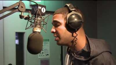 DRAKE REALLY SPITS!