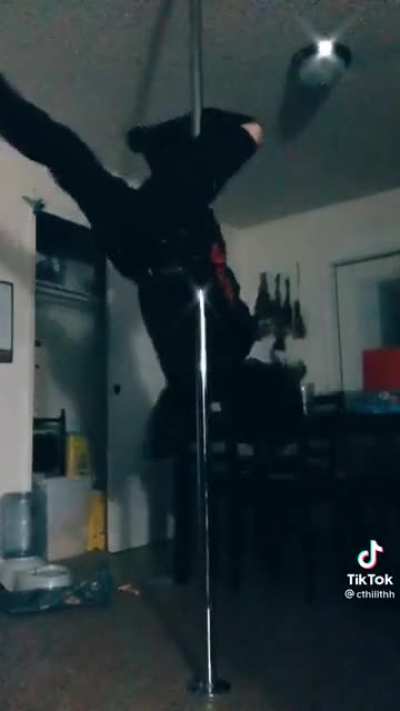 It’s pole time! (they/them)
