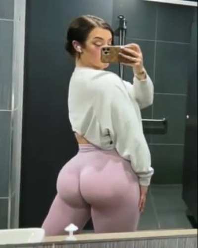 Kiki Vhyce