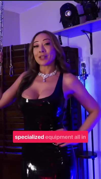 Meet me in the Exxxotica Chicago Dungeon!