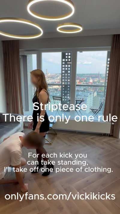 Immediate response for butt slap! 🤬 See the sound version!