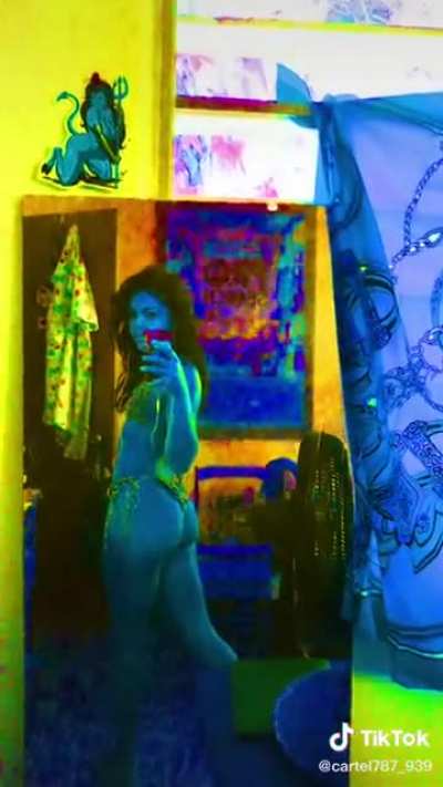 Whoa, booty
