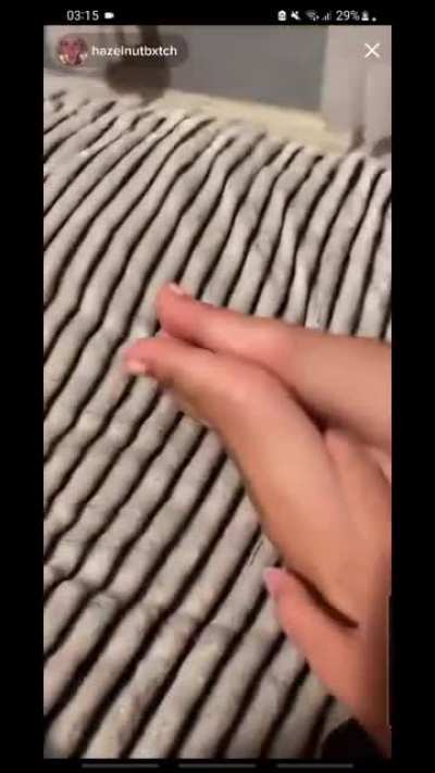 👣😋