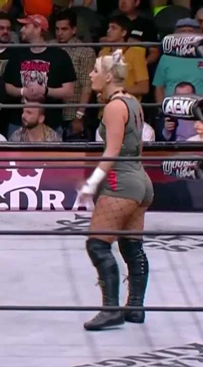 Toni Storm
