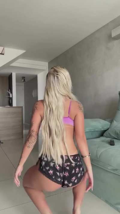 Thallita Treyce safada fazendo o que faz de melhor