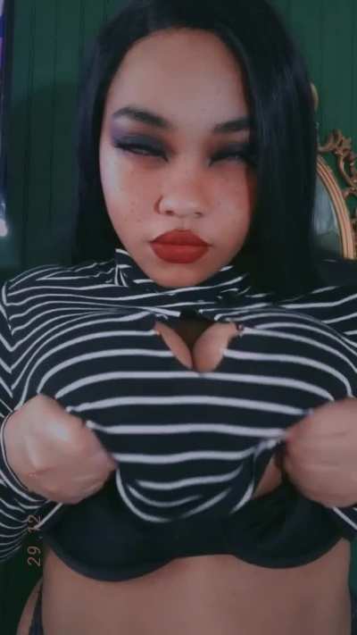 Hope you have room for these blasian’s milks<wbr>hakes<wbr>?🥺🍫🍦