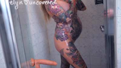 This naughty housewife not on birth control and I prefer raw and creampies...
