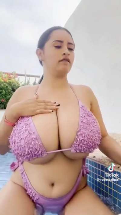💜Rob.<wbr>erta🍉<wbr>lipa💖<wbr>comp+<wbr>nsfw