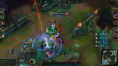 This is why I love when my gf plays Seraphine