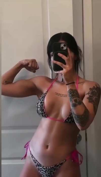 Cora Jade