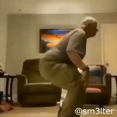 ⠀