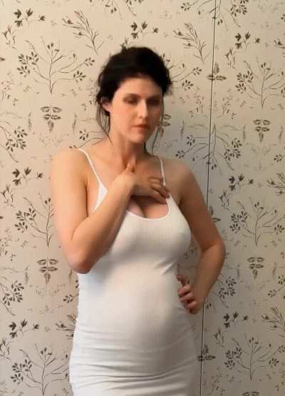 Alexandra Daddario