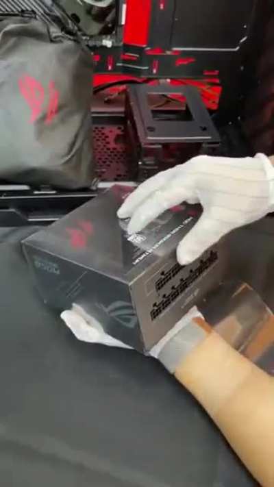 Me masturbé todo el video pensando en jugar mis ROMS de NES en un monitor analogo con ese build.