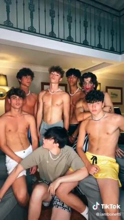 Damn I wouldn’t want to tussle with these bad boys