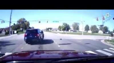 Car crash in intersection: