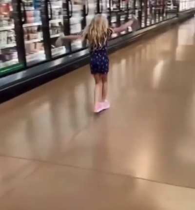she ate.. the floor