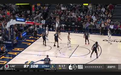 [Highlight] Rudy Gobert spins into a look away pass, finding Bogdanovic in the corner for his 5th three of the game.