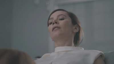 Louisa Krause eating out & dirty talking Anna Friel in Girlfriend Experience (s02e05)