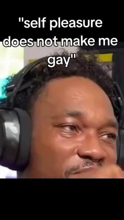Dreamybull: “Self pleasure does not make you gay” Also dreamybull:
