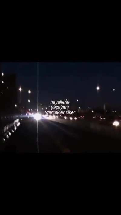 Hayallerle yaşayanı gerçekler siker iyi geceler