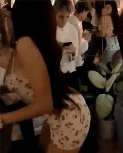 Wouldn't last a second with Madison Beer twerking in that dress in front of me
