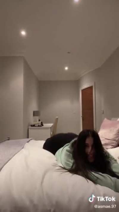 DAMN THAT ASS BOUNCE