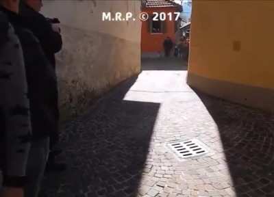 Narrow stretch in the Italian Vicoli rally stage