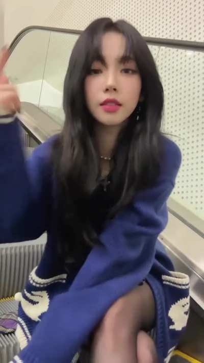 240419 Karina