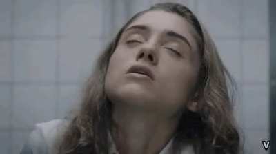 Natalia Dyer can’t help herself