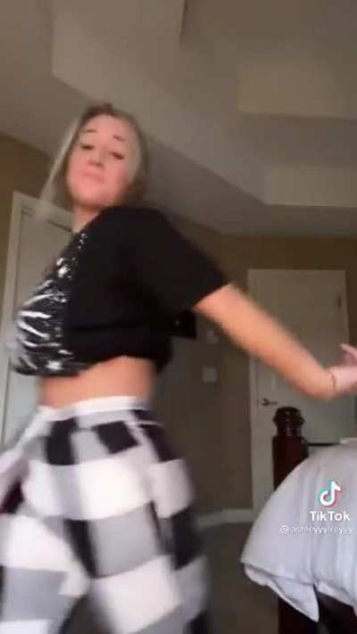 🤯😍🍑🍒