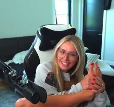 Corinna’s Toes Stream (Pt.3)