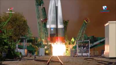 Запуск пилотируемого корабля Союз МС-17 к МКС