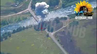 Ukrainian JDAM-ER strike on bridge in Kursk region [9th Sept]