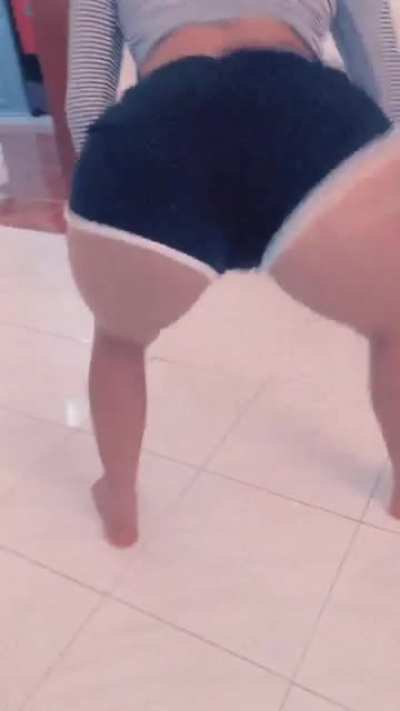 🤤