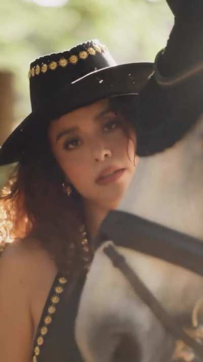 Yassi Pressman
