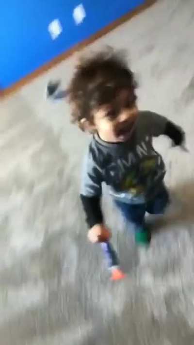 Nerf fun! (Originally posted on r/KidsAreFuckingStupid)