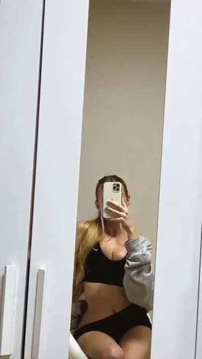 Mmm