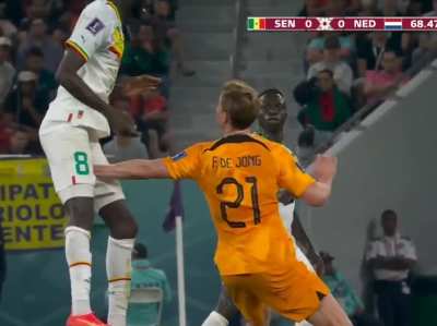 De Jong - Great ball skills 69'