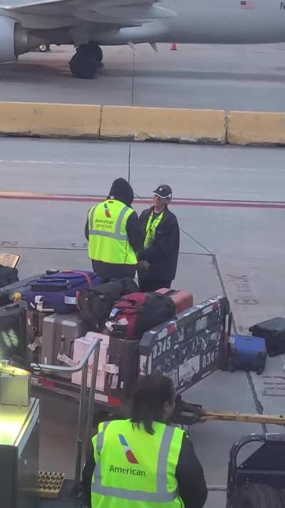 American Airlines doing their thing