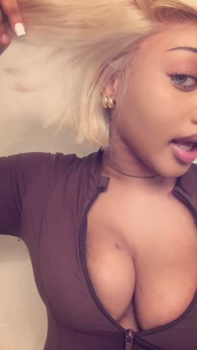 Tits gonna bust out 😩😵‍💫
