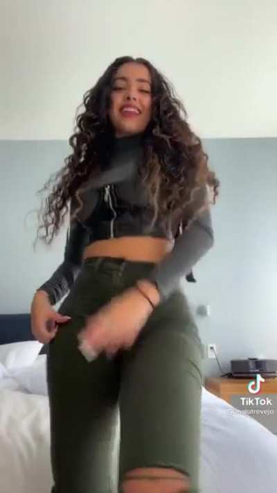 😋