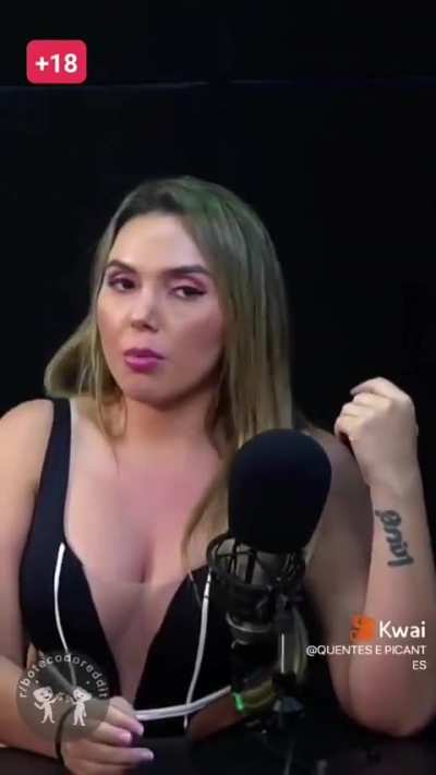 🤨