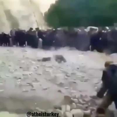 Alemlerin rabbi allahın zina edenler için bulduğu ilkel çözüm