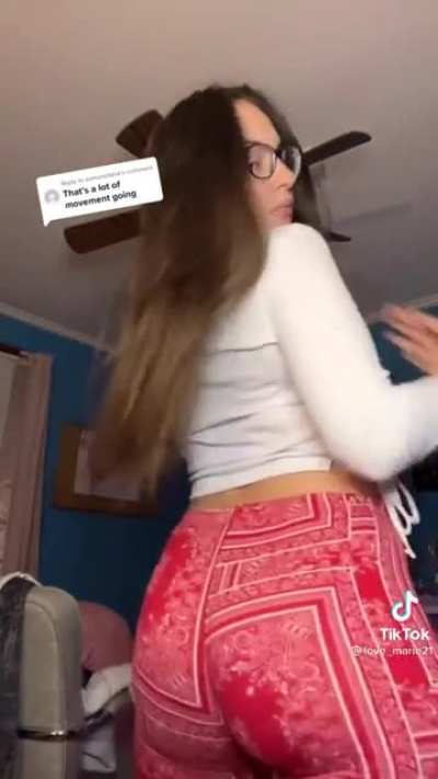 PAWG in red